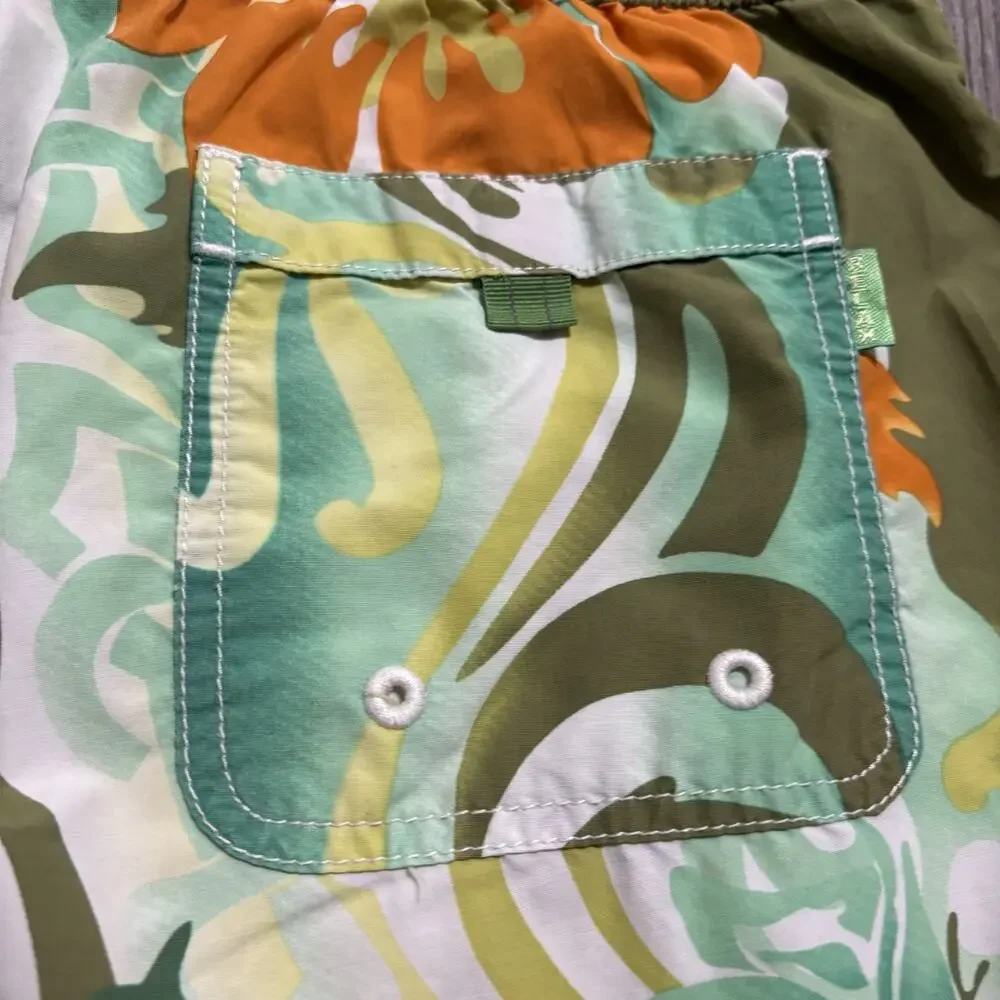Tommy Bahama Swim Trunks Men’s Size L Green Orange White Floral Lined Pockets
